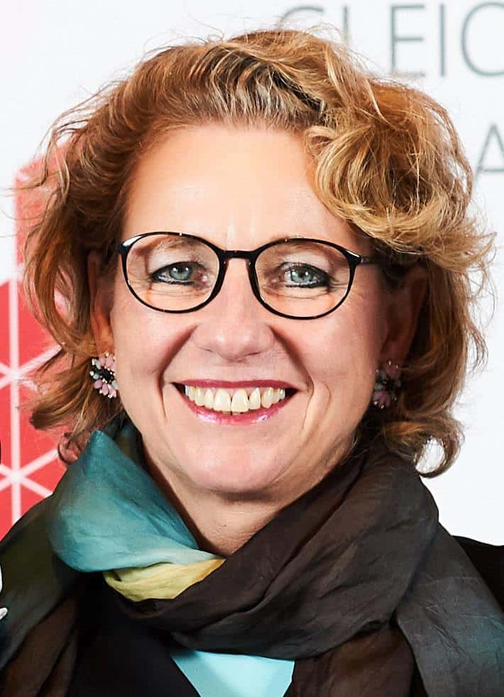 Susan Alache Susanne Asche - Foundation for European Progressive Studies